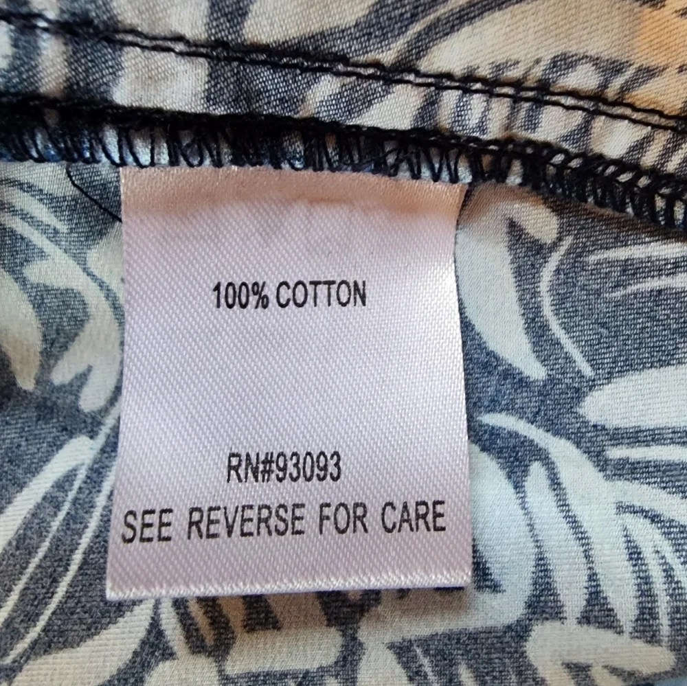 NWT TYLER BOE Womens  Button Up Blouse Shirt Long Sleeve Blue Hot Air Balloons - Picture 4 of 9